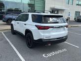 Thumbnail of 2023 Iridescent Pearl Tricoat Chevrolet Traverse