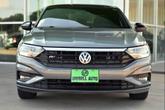 Thumbnail of 2019 Platinum Gray Metallic Volkswagen Jetta
