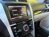 Thumbnail of 2015 White Platinum Metallic Tri-Coat Ford Explorer