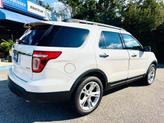 Thumbnail of 2015 White Platinum Metallic Tri-Coat Ford Explorer
