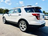 Thumbnail of 2015 White Platinum Metallic Tri-Coat Ford Explorer
