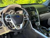 Thumbnail of 2015 White Platinum Metallic Tri-Coat Ford Explorer