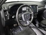 Thumbnail of 2020 Onyx Black Metallic Volvo XC40
