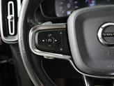 Thumbnail of 2020 Onyx Black Metallic Volvo XC40