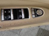 Thumbnail of 2010 Diamond White Metallic Mercedes-Benz S-Class