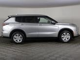 Thumbnail of 2025 Alloy Silver Metallic Mitsubishi Outlander