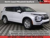 Photo of 2025 White Diamond Mitsubishi Outlander