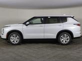 Thumbnail of 2025 White Diamond Mitsubishi Outlander