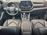 Thumbnail of 2022 Magnetic Gray Metallic Toyota Highlander