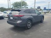 Thumbnail of 2022 Magnetic Gray Metallic Toyota Highlander