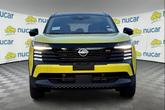 Thumbnail of 2025 Yuzu Yellow Metallic/Super Black Nissan Kicks