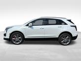 Thumbnail of 2025 Crystal White Tricoat Cadillac XT5