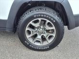 Thumbnail of 2022 Bright White Clearcoat Jeep Cherokee