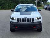 Thumbnail of 2022 Bright White Clearcoat Jeep Cherokee
