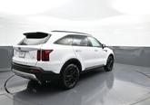Thumbnail of 2021 Glacial White Pearl Kia Sorento