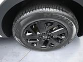 Thumbnail of 2021 Glacial White Pearl Kia Sorento