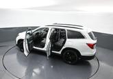 Thumbnail of 2022 Platinum White Pearl Honda Pilot