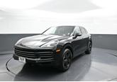 Photo of 2019 Jet Black Metallic Porsche Cayenne
