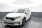 Photo of 2023 Platinum White Pearl Honda Odyssey