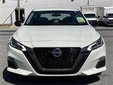 Thumbnail of 2019 White Nissan Altima