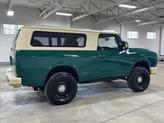 Thumbnail of 2016 GREEN / BEIGE 2TONE Nissan Titan XD