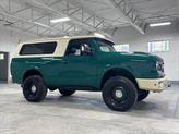 Thumbnail of 2016 GREEN / BEIGE 2TONE Nissan Titan XD