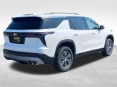 Thumbnail of 2025 Summit White Chevrolet Traverse