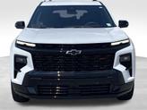 Thumbnail of 2026 Polar White Tricoat Chevrolet Traverse