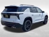 Thumbnail of 2026 Polar White Tricoat Chevrolet Traverse