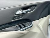Thumbnail of 2021 Crystal White Tricoat Cadillac XT4