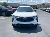 Thumbnail of 2025 Summit White Chevrolet Trax