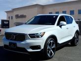 Photo of 2019 Crystal White Metallic Volvo XC40