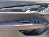 Thumbnail of 2022 Crystal White Tricoat Cadillac XT6