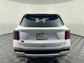 Thumbnail of 2026 Glacier White Pearl Kia Sorento