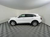 Thumbnail of 2026 Glacier White Pearl Kia Sorento