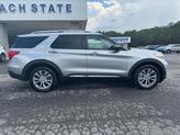 Photo of 2021 ICONIC SILVER METALLIC Ford Explorer