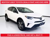 Photo of 2018 Super White Toyota RAV4