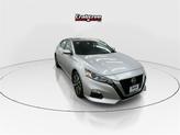 Thumbnail of 2022 Brilliant Silver Metallic Nissan Altima