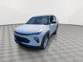 Thumbnail of 2026 Summit White Chevrolet Trailblazer