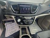 Thumbnail of 2019 Billet Silver Metallic Clearcoat Chrysler Pacifica