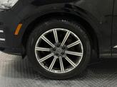 Thumbnail of 2018 Orca Black Metallic Audi Q7