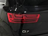 Thumbnail of 2018 Orca Black Metallic Audi Q7