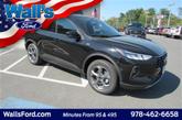 Thumbnail of 2025 Agate Black Metallic Ford Escape