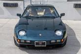 Thumbnail of 1985 Prussian Blue Metallic Porsche 928