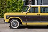 Thumbnail of 1975 Sunburst Yellow International Travelall