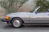 Thumbnail of 1986 Metallic Mercedes-Benz SL-Class