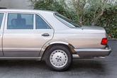Thumbnail of 1987 Smoke Silver Metallic Mercedes-Benz S-Class