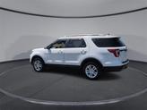 Thumbnail of 2018 Oxford White Ford Explorer