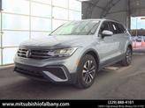 Photo of 2024 Platinum Gray Metallic Volkswagen Tiguan
