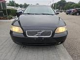 Thumbnail of 2005 Black Sapphire Metallic Volvo V70